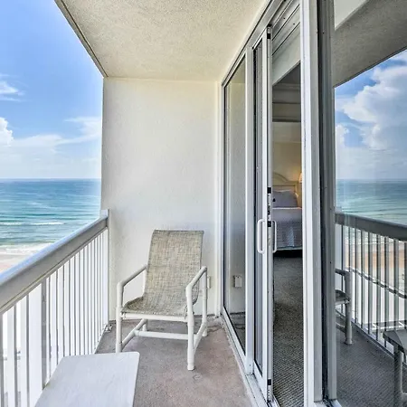 Sunny Daytona Beach Gem With Ocean Views!
